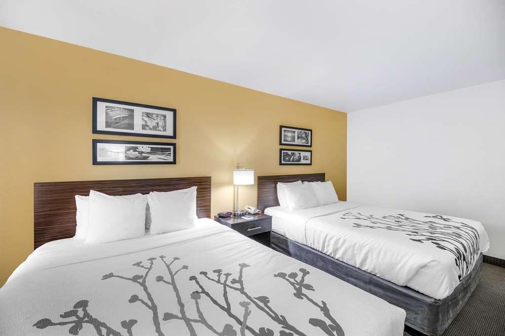 Sleep Inn & Suites Carlsbad Caverns Area Room photo